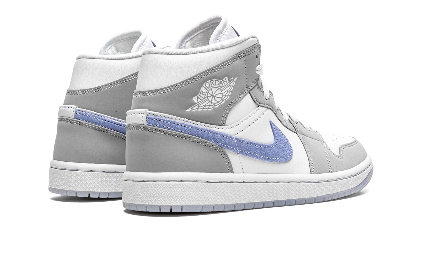 Air Jordan 1 Mid Wolf Grey Aluminum