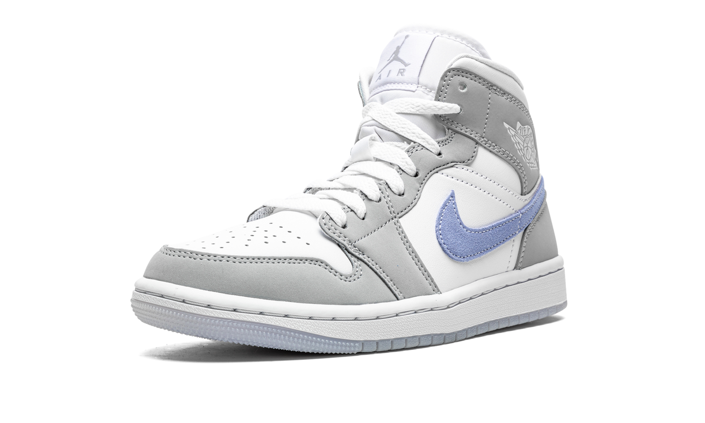 Air Jordan 1 Mid Wolf Grey Aluminum