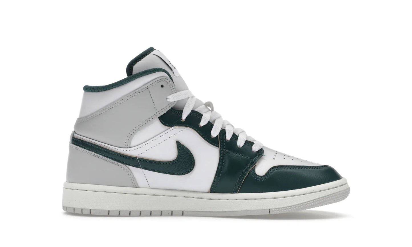Air Jordan 1 Mid SE Oxidized Green