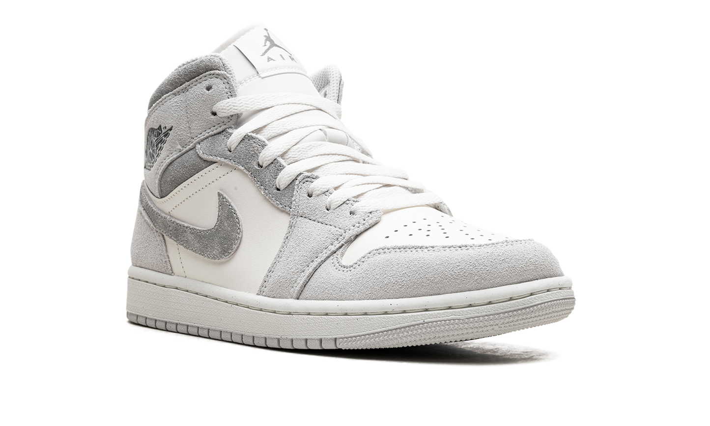 Air Jordan 1 Mid SE Neutral Grey Sail