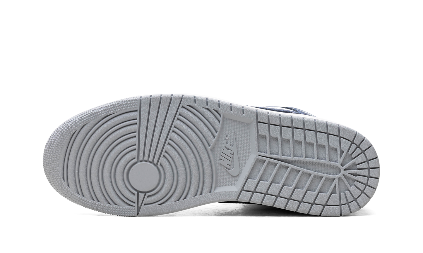 Air Jordan 1 Mid Wolf Grey Midnight Navy