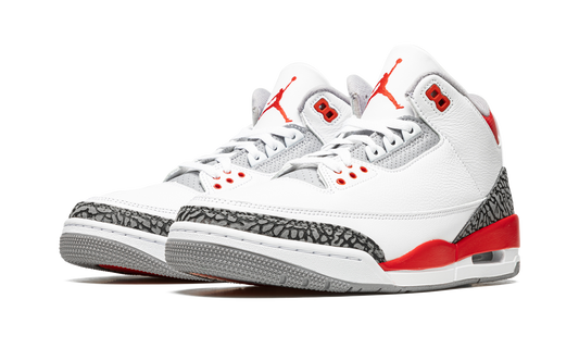 Air Jordan 3 Retro Fire Red (2022)