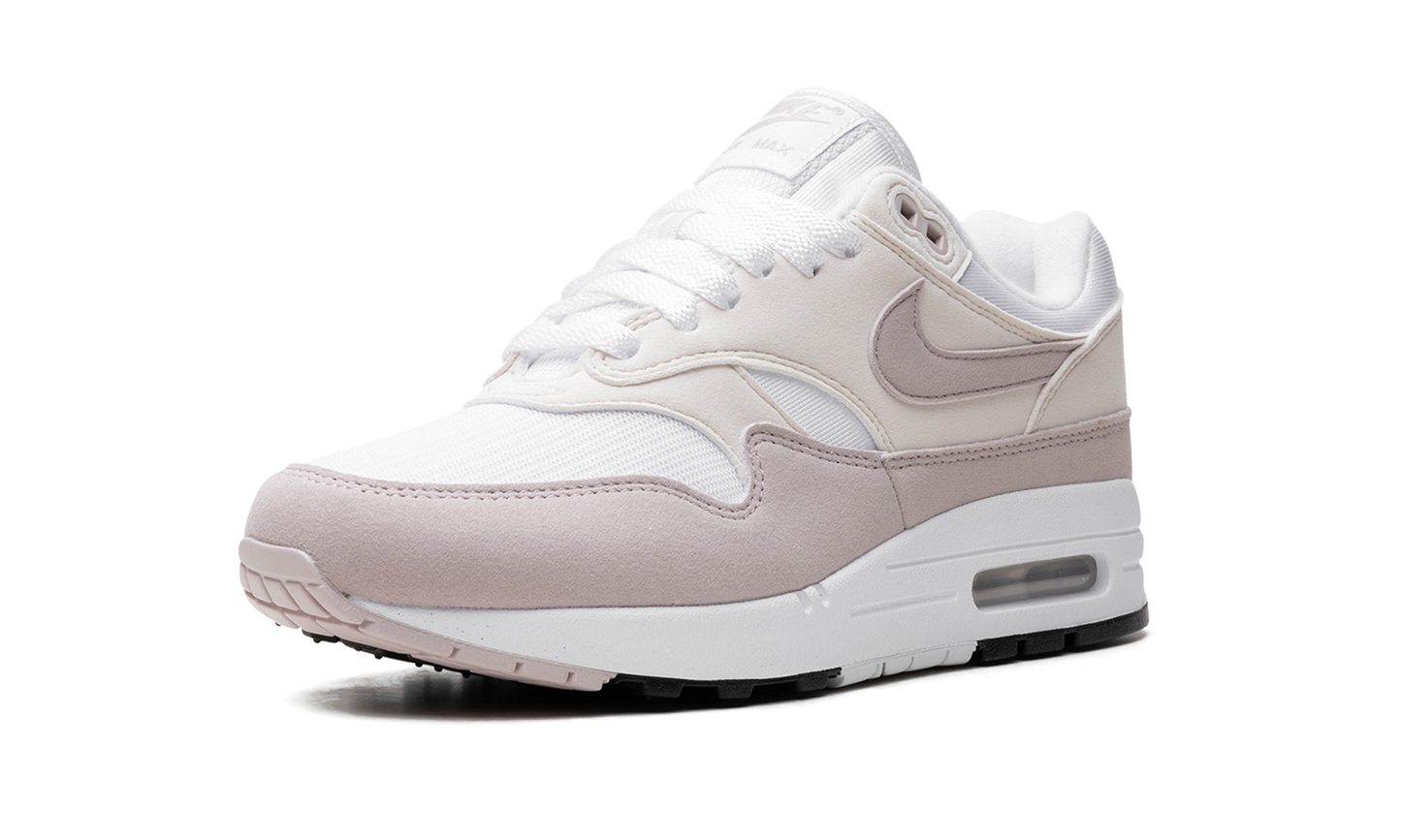 Nike Air Max 1 Platinum Violet