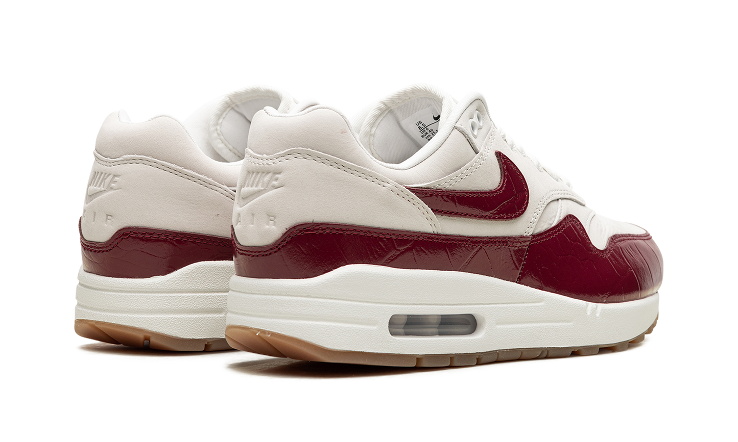 Nike Air Max 1 LX Team Red