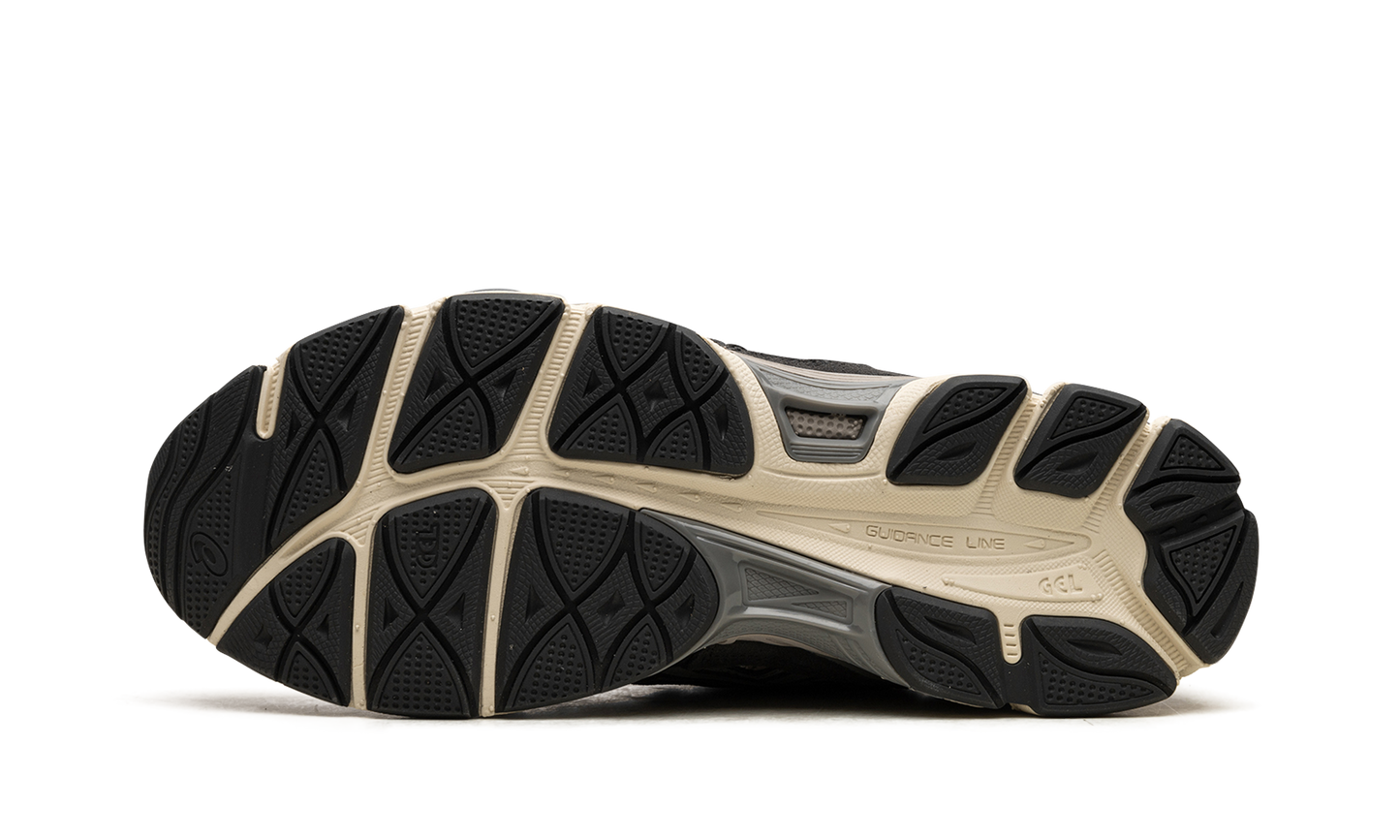 ASICS Gel-NYC Oatmeal Obsidian Grey