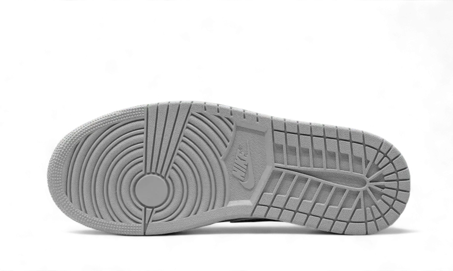 Air Jordan 1 Low OG Metallic Silver