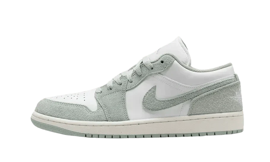Air Jordan 1 Low SE White Seafoam