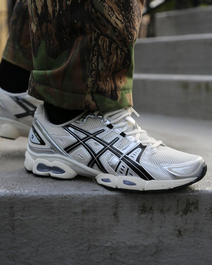 ASICS Gel-Nimbus 9 Cream Black