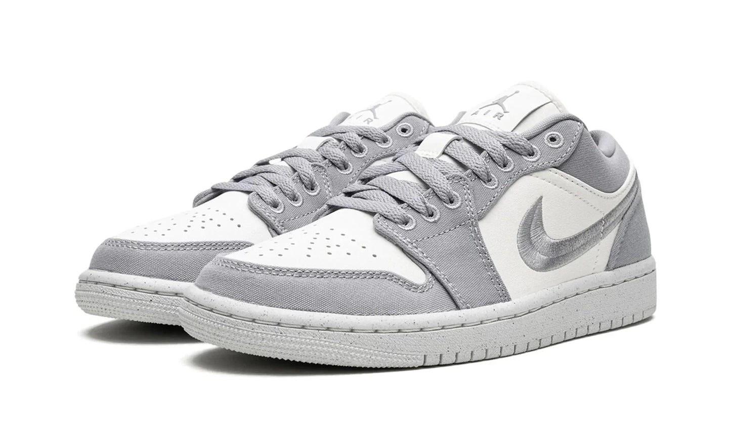 Jordan 1 Low SE WMNS "Light Steel Grey"