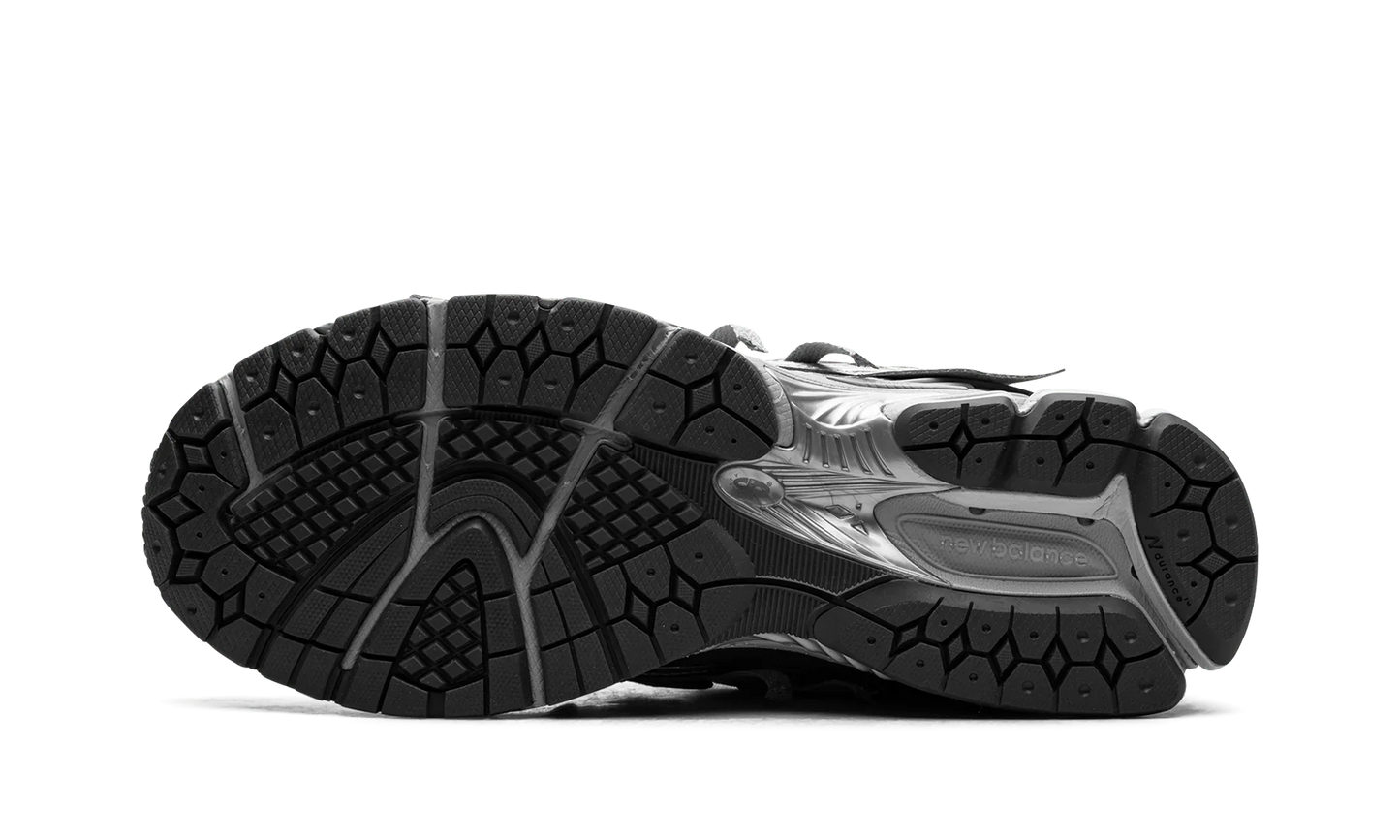 New Balance 1906A Concrete Silver Metallic