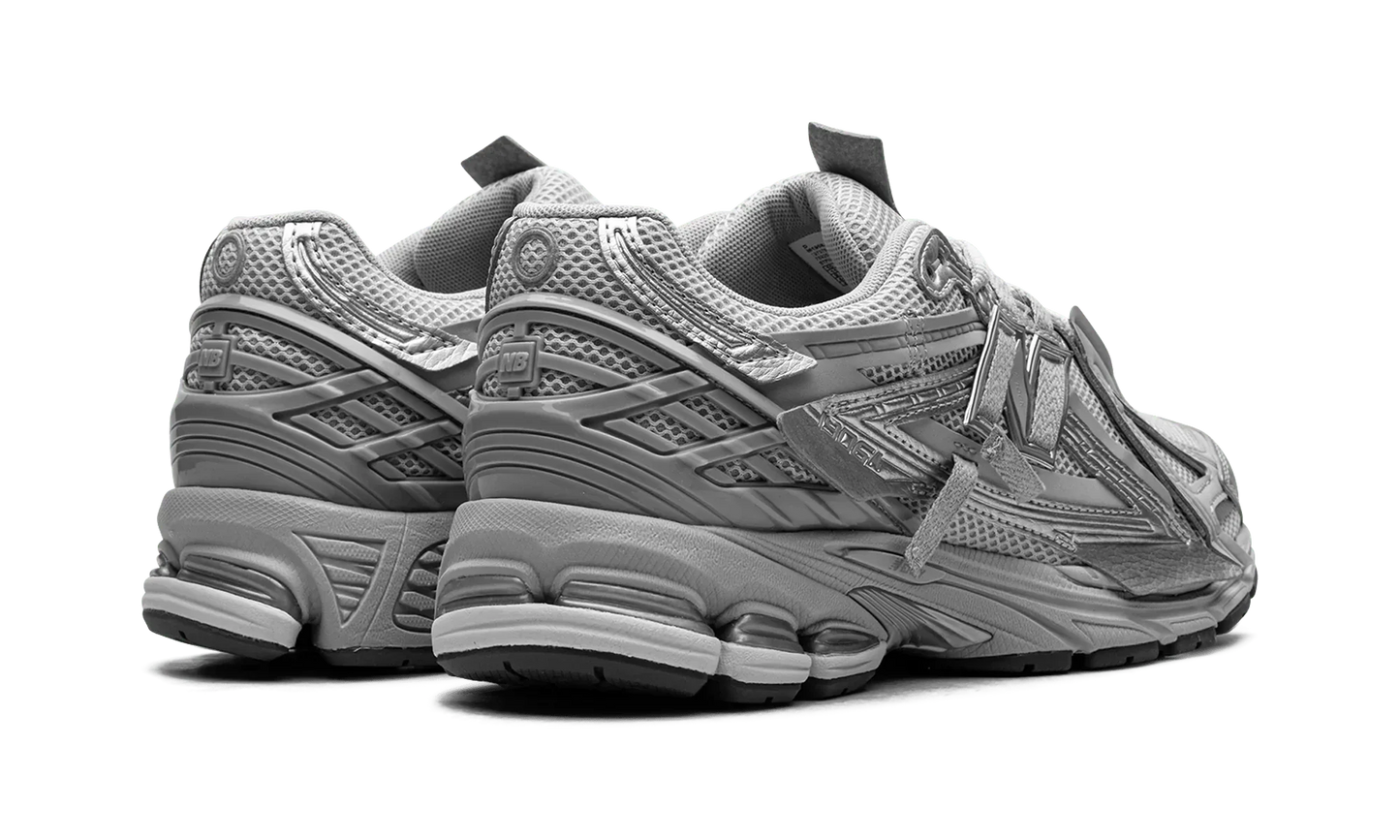 New Balance 1906A Concrete Silver Metallic