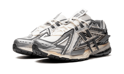 New Balance 1906A Silver Metalic Castlerock