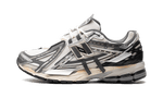 New Balance 1906A Silver Metalic Castlerock
