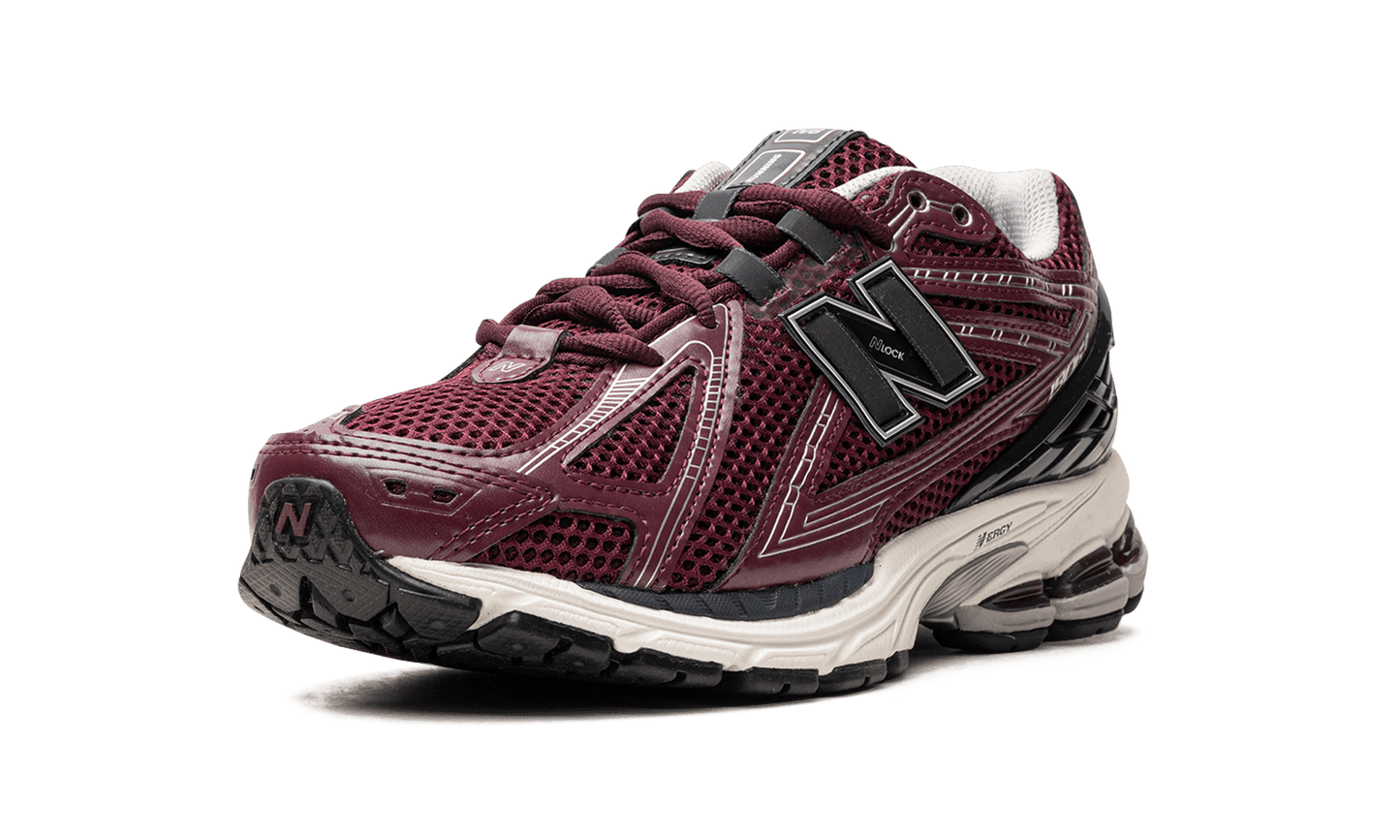 New Balance 1906R Burgundy Black