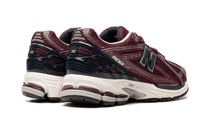 New Balance 1906R Burgundy Black