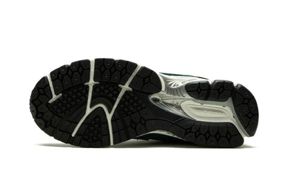 New Balance 1906R Green Suede Metallic Silver