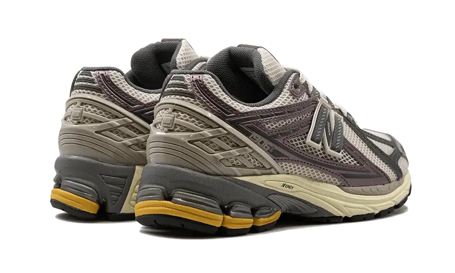 New Balance 1906R Licorice