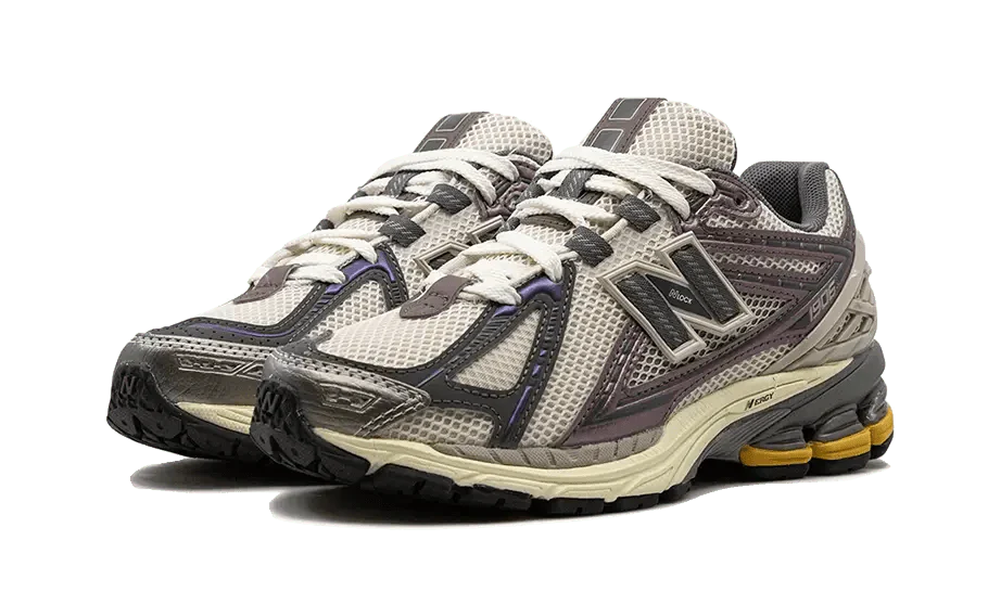 New Balance 1906R Licorice