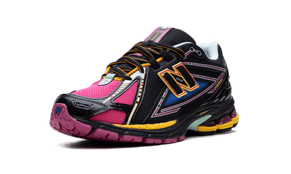 New Balance 1906R Neon Nights
