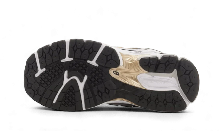 New Balance 1906R White Gold