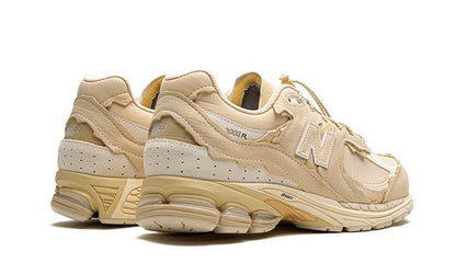 New Balance 2002R Protection Pack Sandstone Turtledove