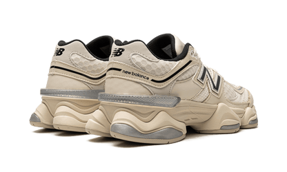 New Balance 9060 Cream Black