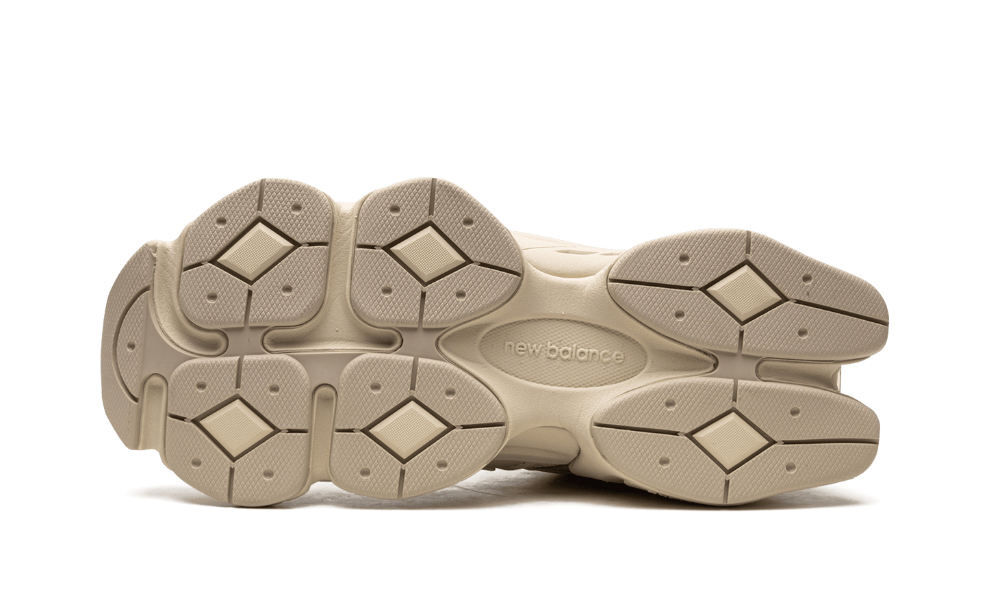 New Balance 9060 Cream Black