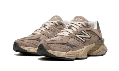 New Balance 9060 Driftwood Castlerock