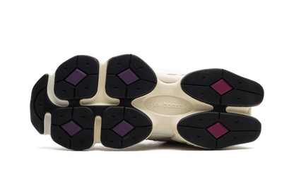 New Balance 9060 Magenta