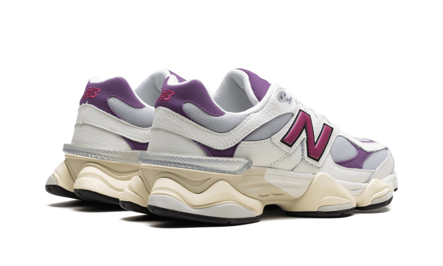 New Balance 9060 Magenta