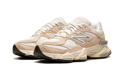 New Balance 9060 Vintage Rose