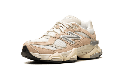 New Balance 9060 Vintage Rose