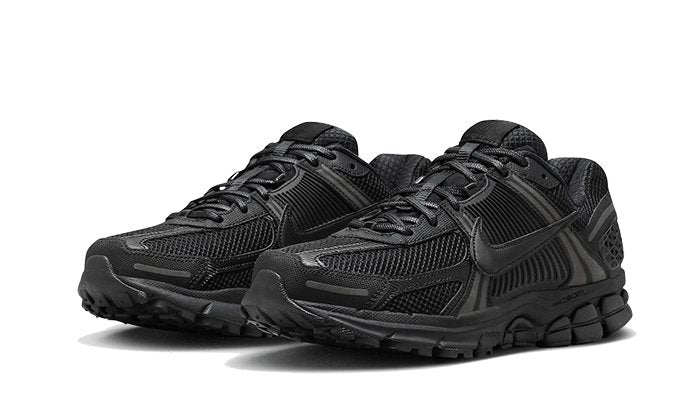 Nike Vomero 5 Triple Black