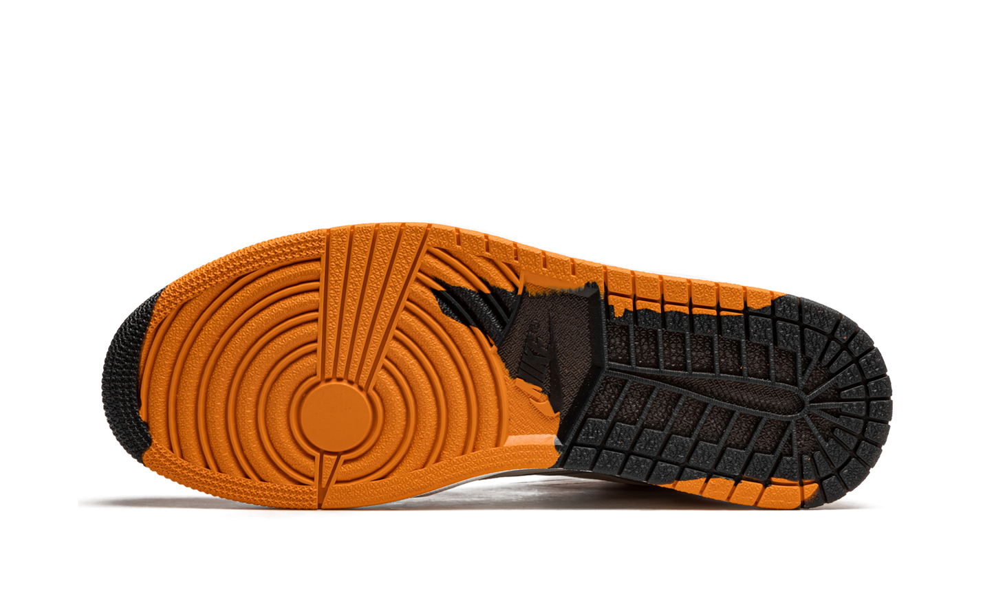 Air Jordan 1 Retro High Element Gore-Tex Light Curry