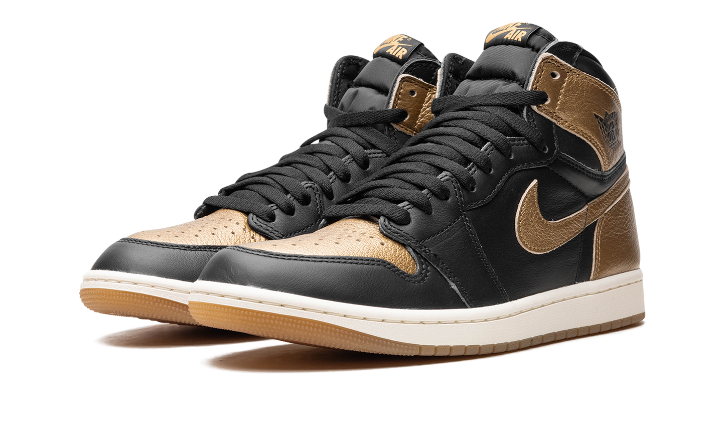 Air Jordan 1 Retro High OG Black Metallic Gold