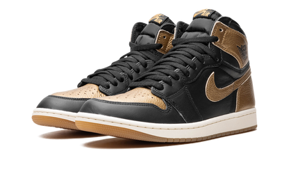 Air Jordan 1 Retro High OG Black Metallic Gold