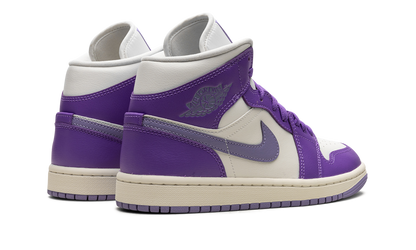 Air Jordan 1 Mid Action Grape