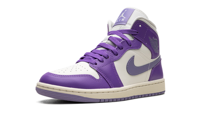 Air Jordan 1 Mid Action Grape