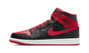 Air Jordan 1 Mid Alternate Bred (2022)