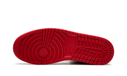 Air Jordan 1 Mid Alternate Bred (2022)