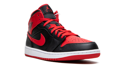 Air Jordan 1 Mid Alternate Bred (2022)