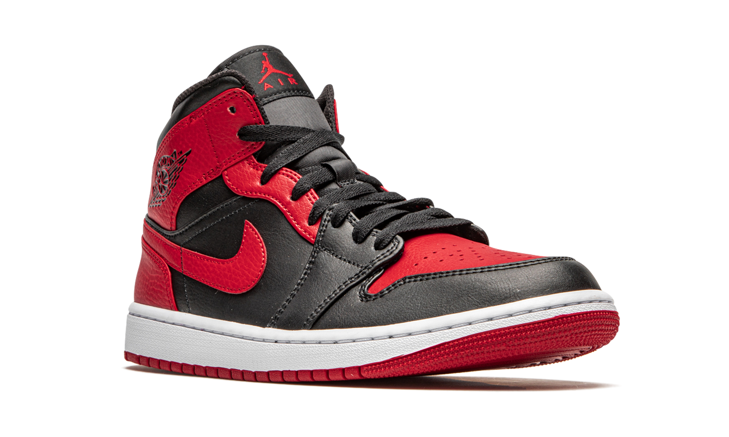 Air Jordan 1 Mid Banned (2020)
