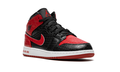 Air Jordan 1 Mid Bred Text