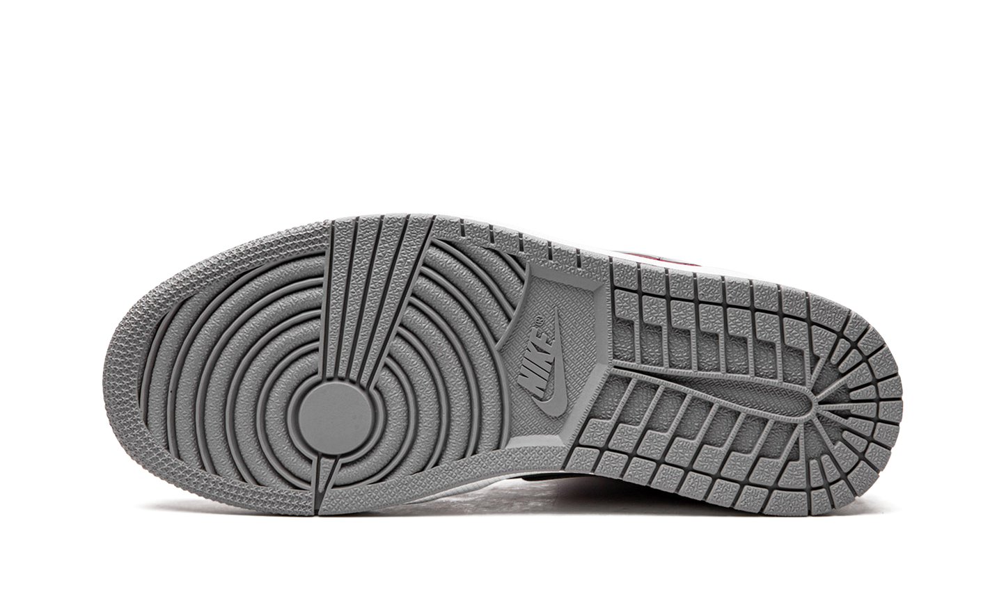 Air Jordan 1 Mid Cherrywood Red