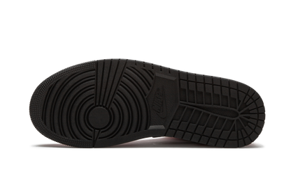 Air Jordan 1 Mid Chicago Toe