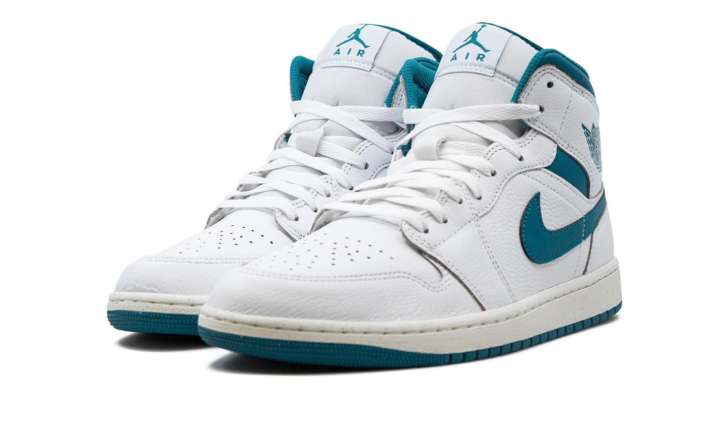 Air Jordan 1 Mid SE Industrial Blue