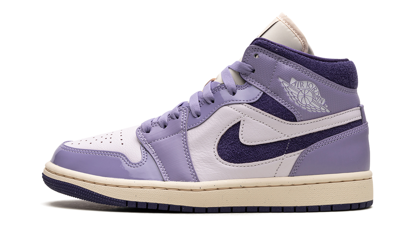 Air Jordan 1 Mid SE Chenille Sky J Light Purple