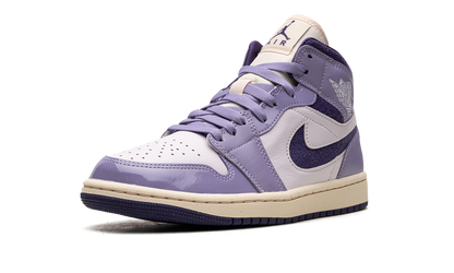 Air Jordan 1 Mid SE Chenille Sky J Light Purple