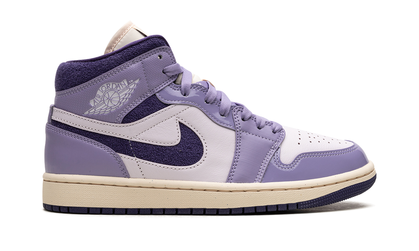 Air Jordan 1 Mid SE Chenille Sky J Light Purple