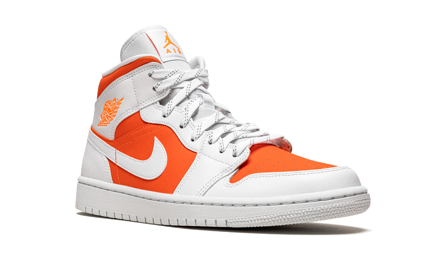 Air Jordan 1 Mid SE Bright Citrus